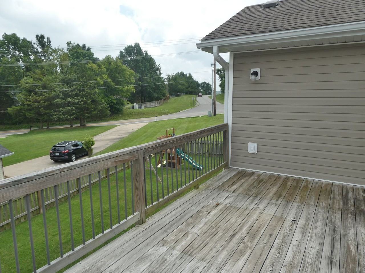 2208 Limestone Ave - Photo 6 of 24