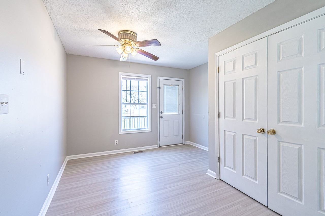 1811 Harbor Dr - Photo 5 of 24