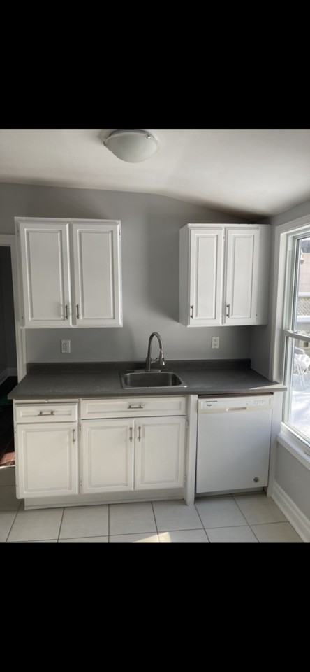 22 Blackfriars St - Photo 3 of 14