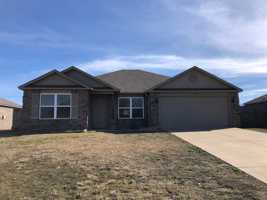 featured image of 957 Augusta St