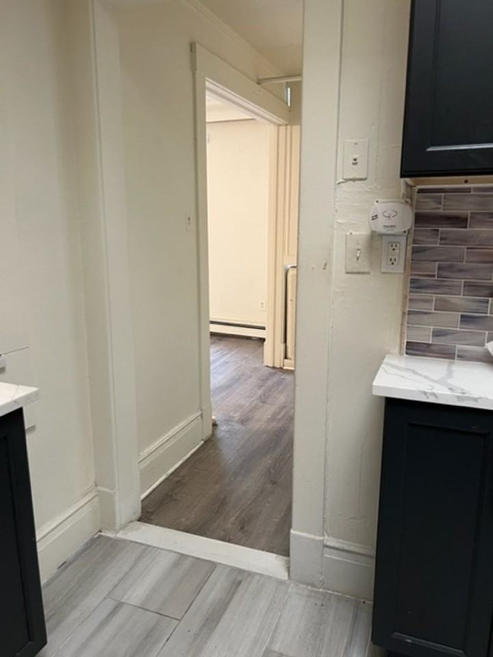 816 S.State - Photo 4 of 13