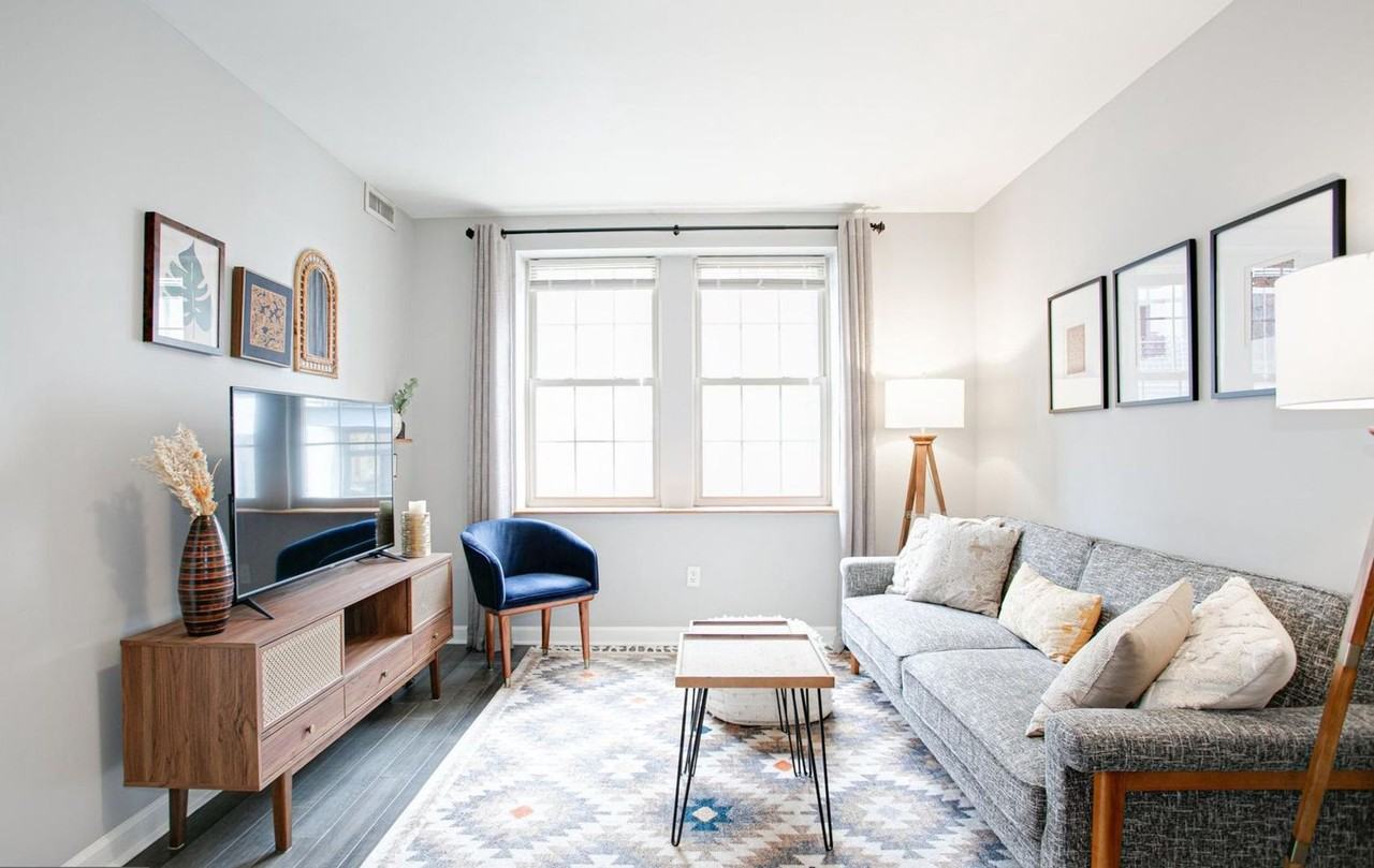 1417 Newton St Nw #207