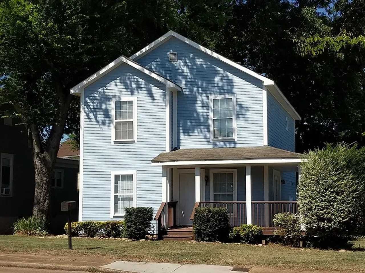 1705 Bailey Ave - Photo 6 of 14