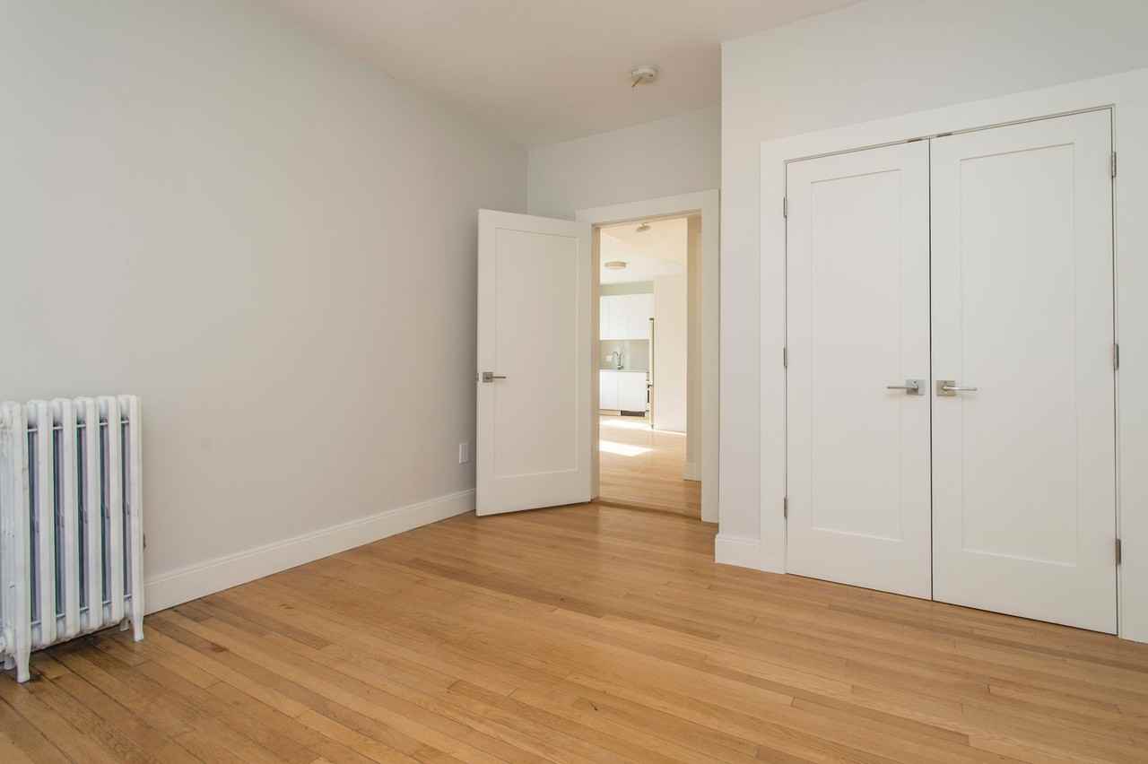 35 South St - Photo 5 of 13