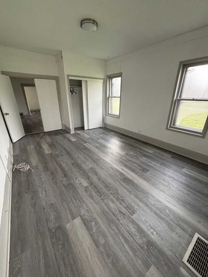 1245 1245 PH St - Photo 5 of 9