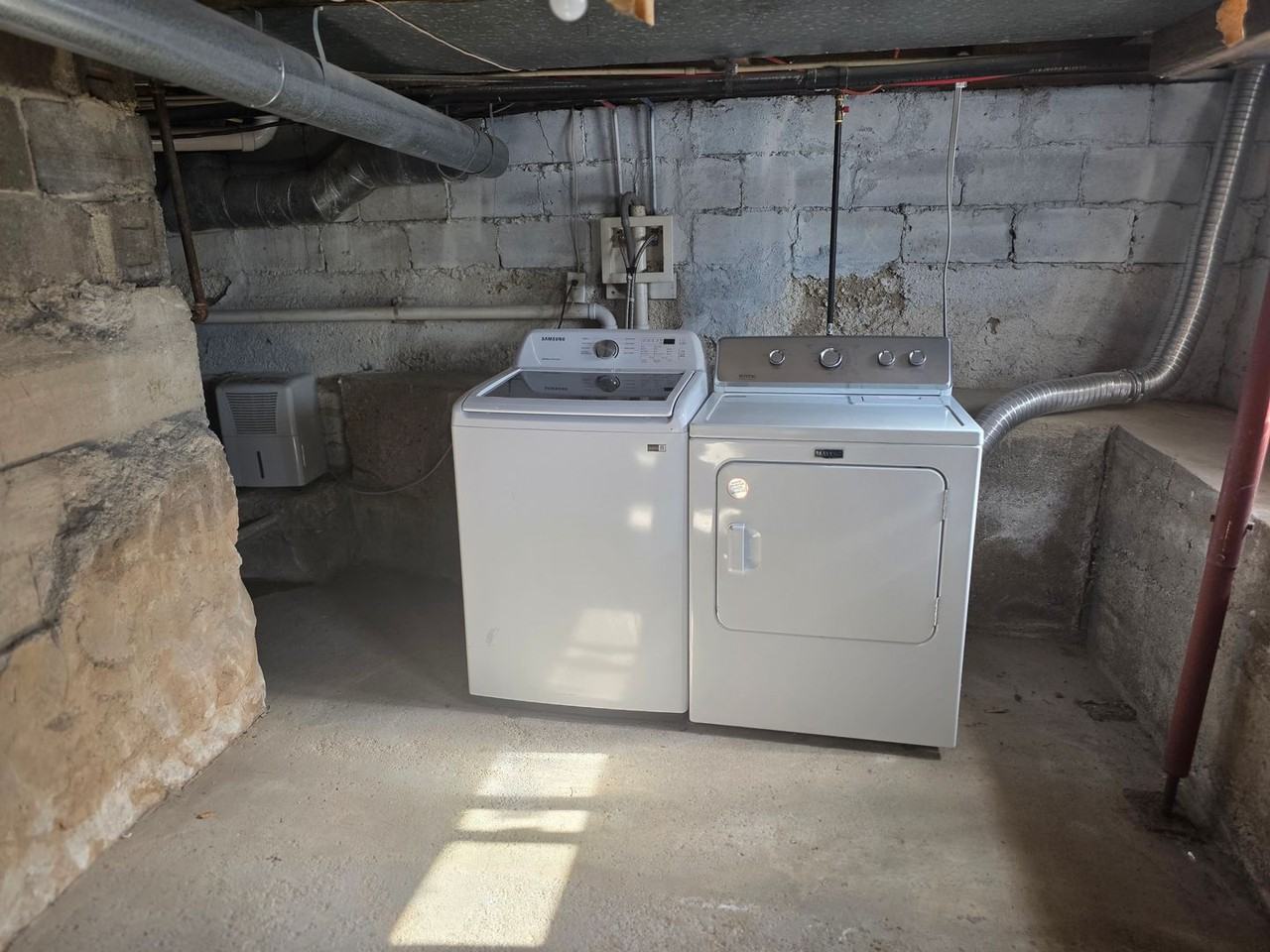 109 N Harrison St - Photo 7 of 16