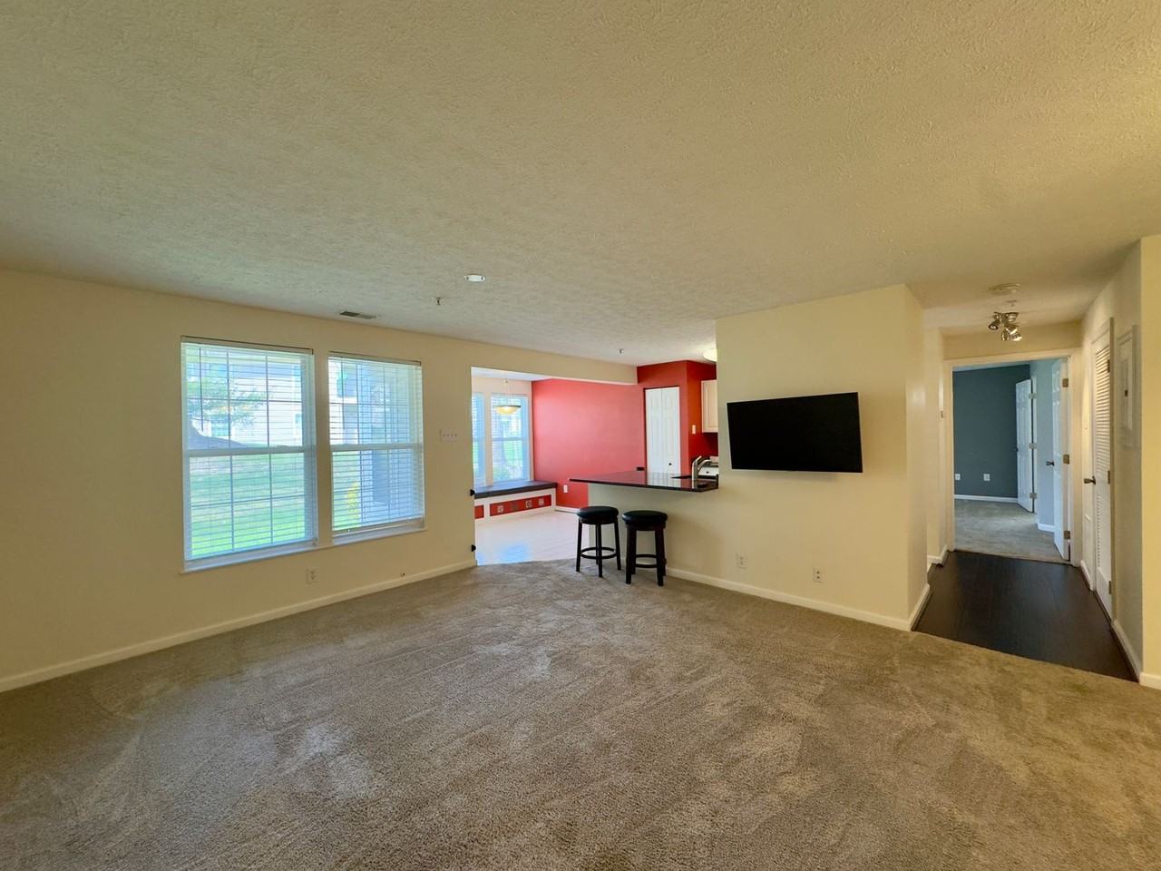 8216 Cypress Mill Rd - Photo 5 of 14