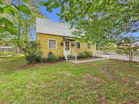 514 Foreman Dr - Photo 1 of 1