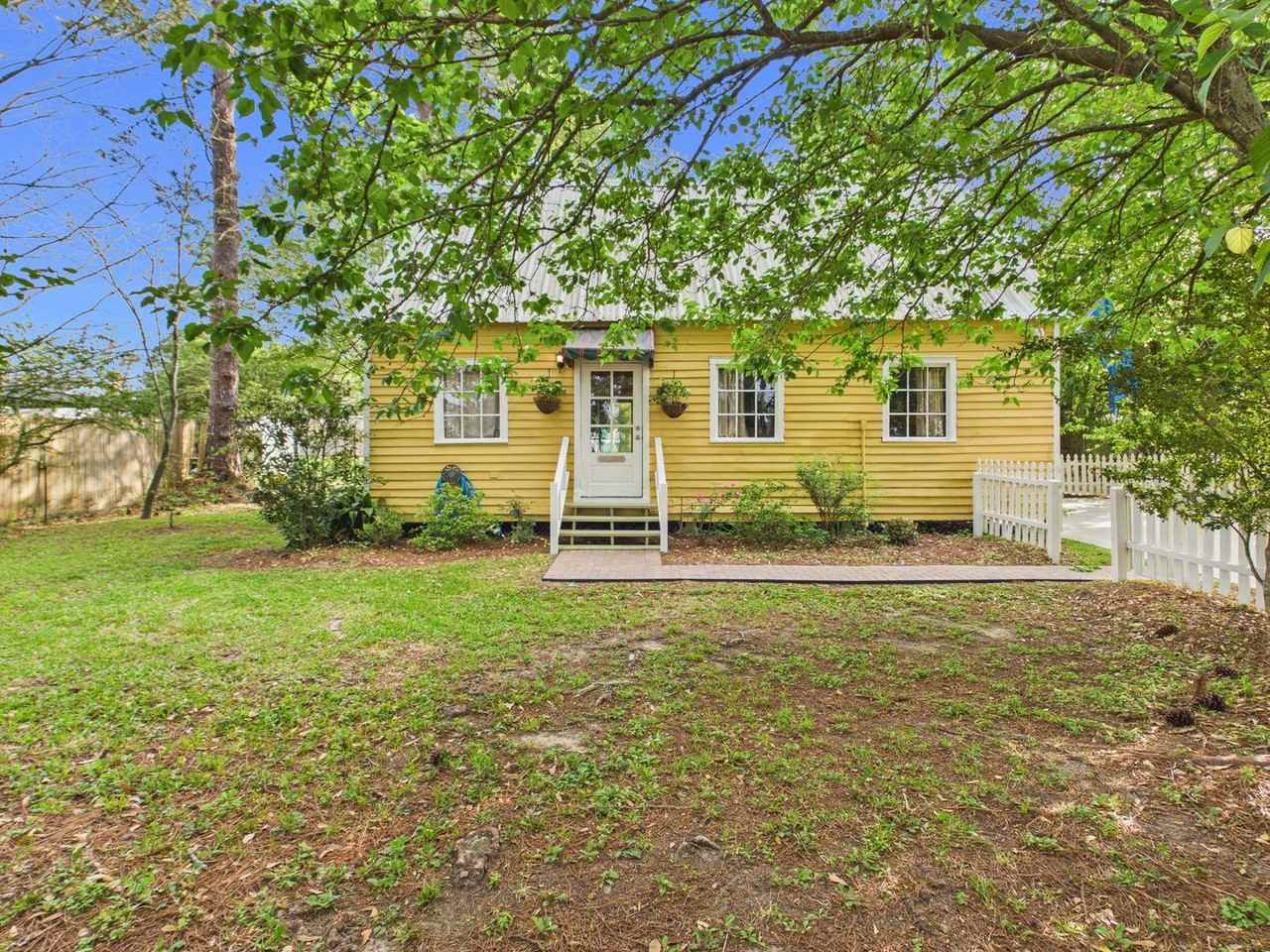 514 Foreman Dr - Photo 4 of 50