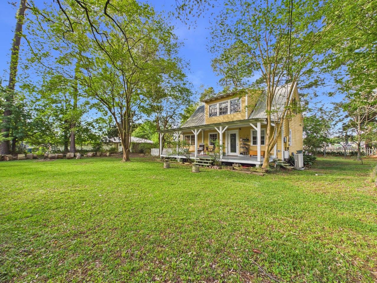 514 Foreman Dr - Photo 5 of 50