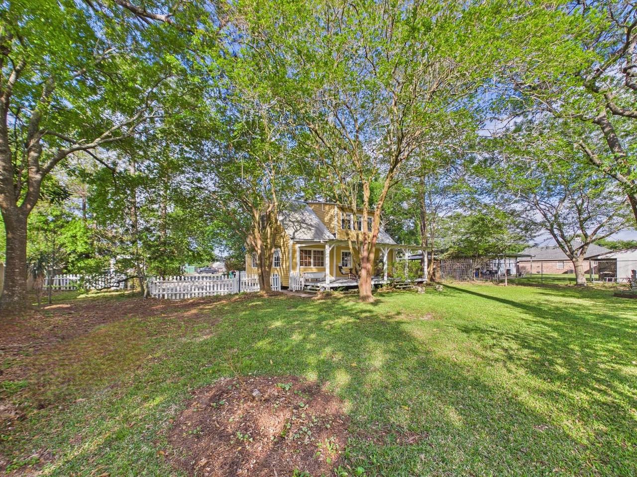 514 Foreman Dr - Photo 7 of 50