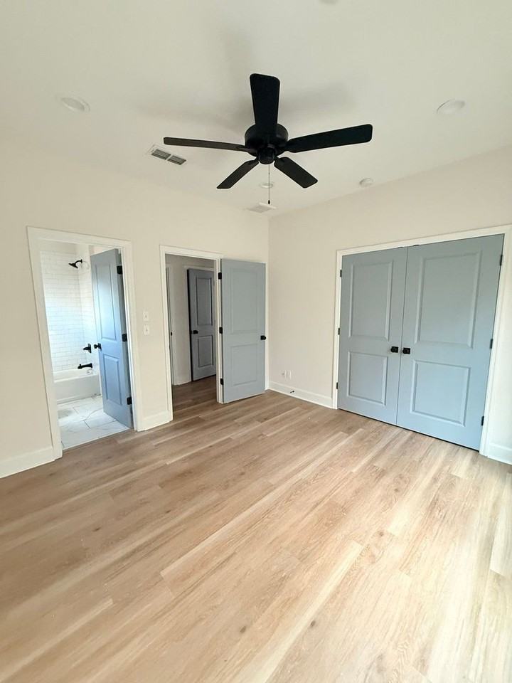 1325 N Bronough St - Photo 5 of 11