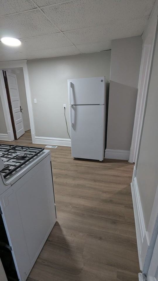 793 Boulevard St #1 - Photo 7 of 25