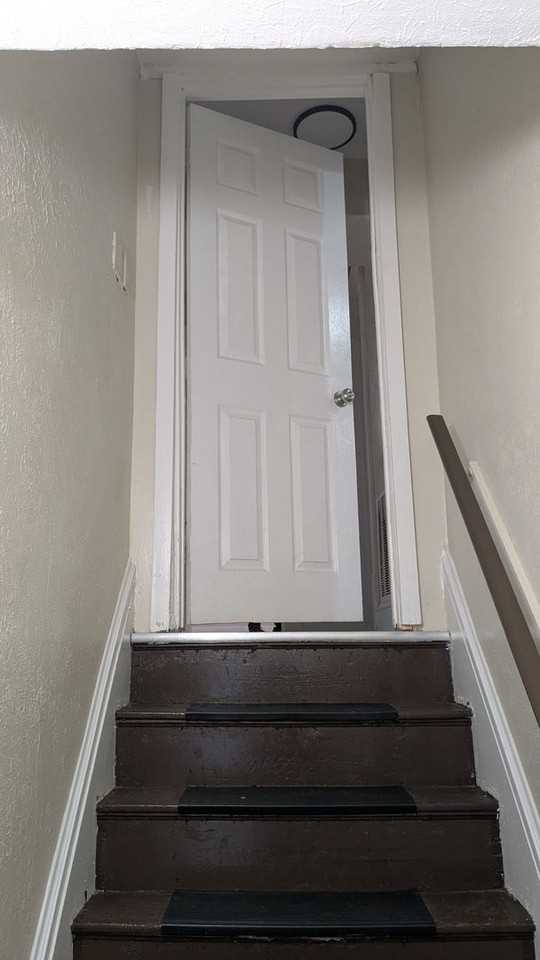 793 Boulevard St #2 - Photo 2 of 33