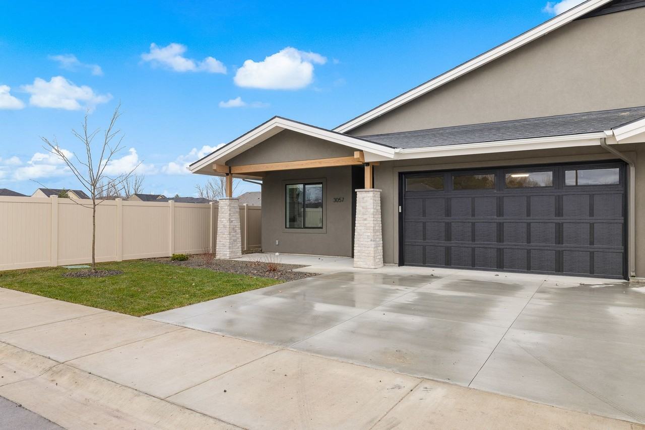 2344 E Ringneck St - Photo 3 of 50