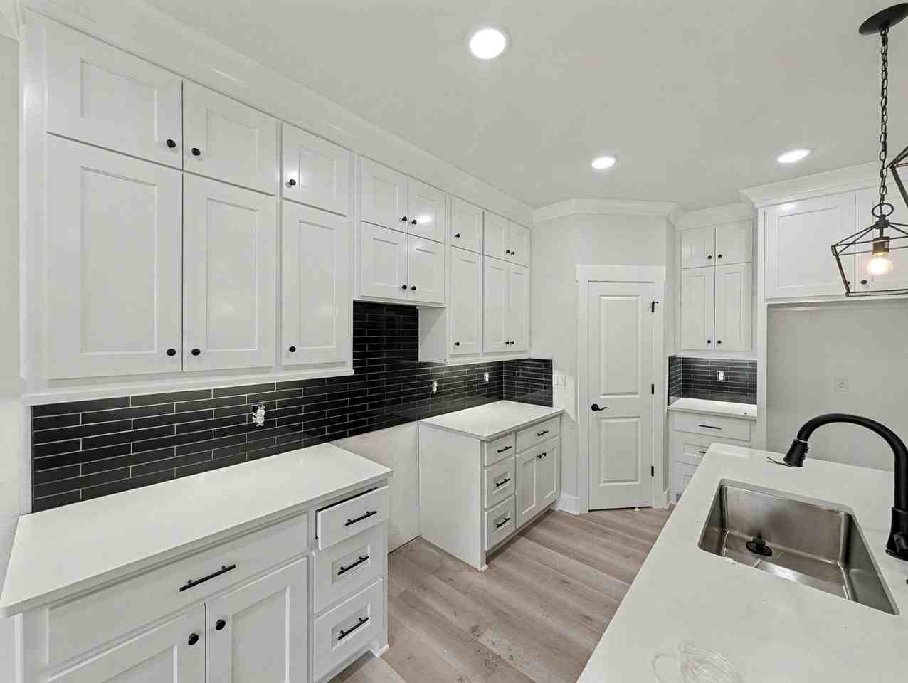 18 Hillswick Dr - Photo 5 of 18