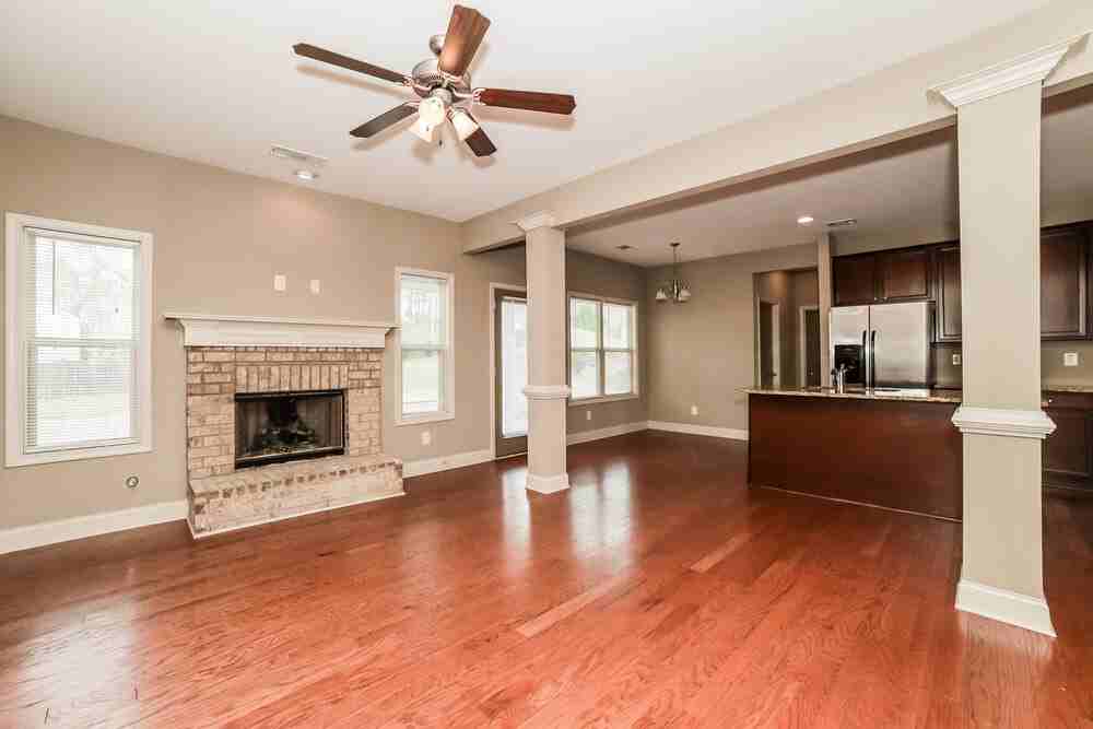 4150 Hamilton Cove Ct - Photo 5 of 17