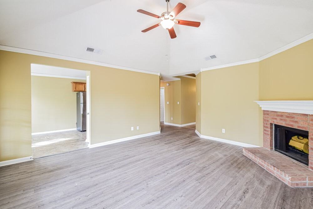 430 N Ericson Rd - Photo 5 of 16