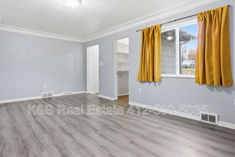 9608 Frankstown Rd - Photo 2 of 25