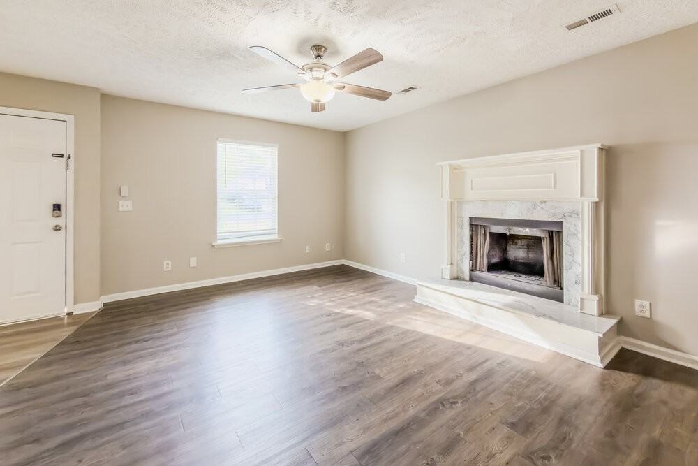 1435 Tuffnell Dr - Photo 6 of 17