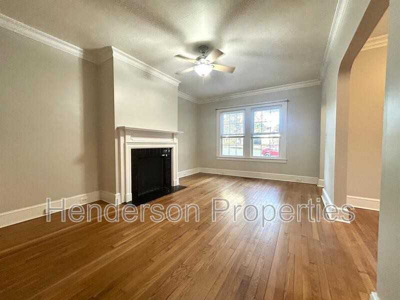 1326 Saint Julien St - Photo 6 of 20