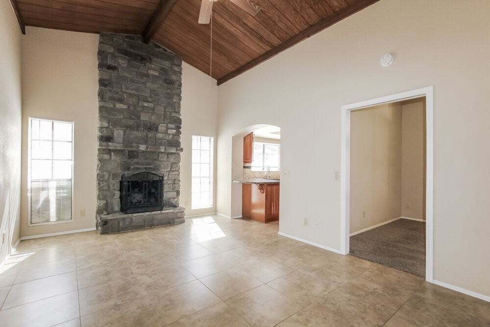 6709 W Topeka Dr - Photo 6 of 16