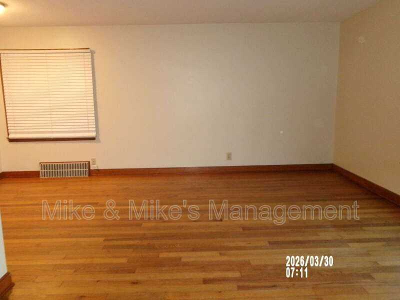 2645 N 63rd St - Photo 3 of 21