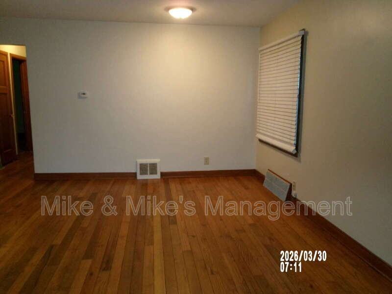 2645 N 63rd St - Photo 4 of 21