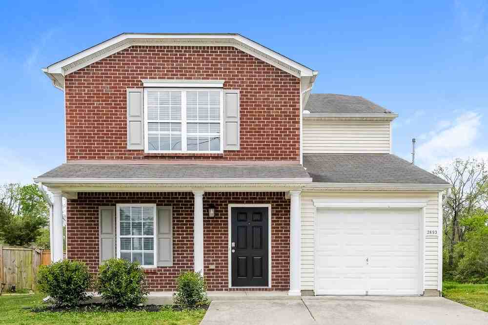 2893 Creekbend Dr