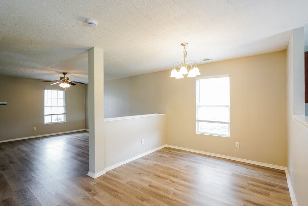 2893 Creekbend Dr - Photo 6 of 17