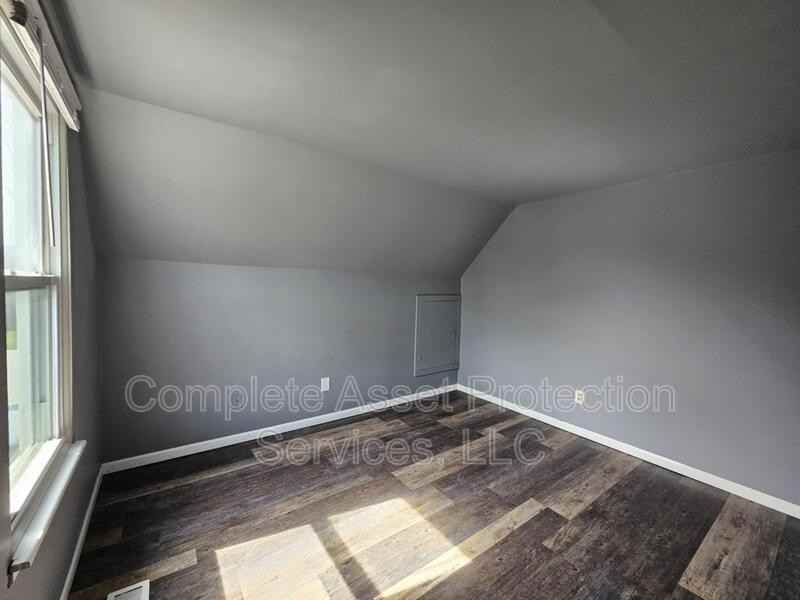 5955 Tyler Pl - Photo 6 of 17