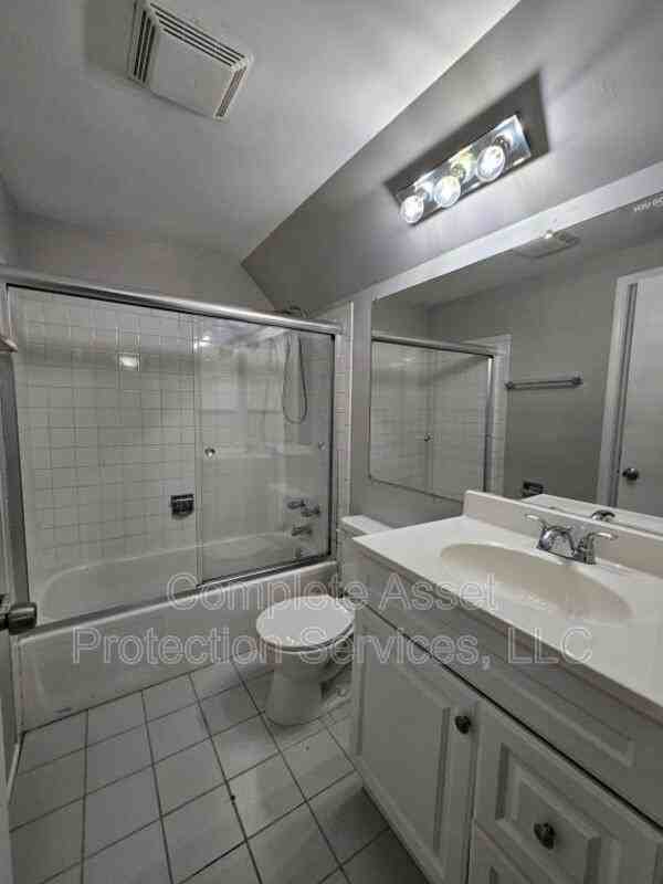 5955 Tyler Pl - Photo 7 of 17