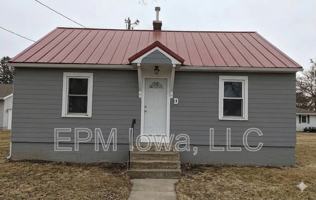 featured image of 609 1st St W #D