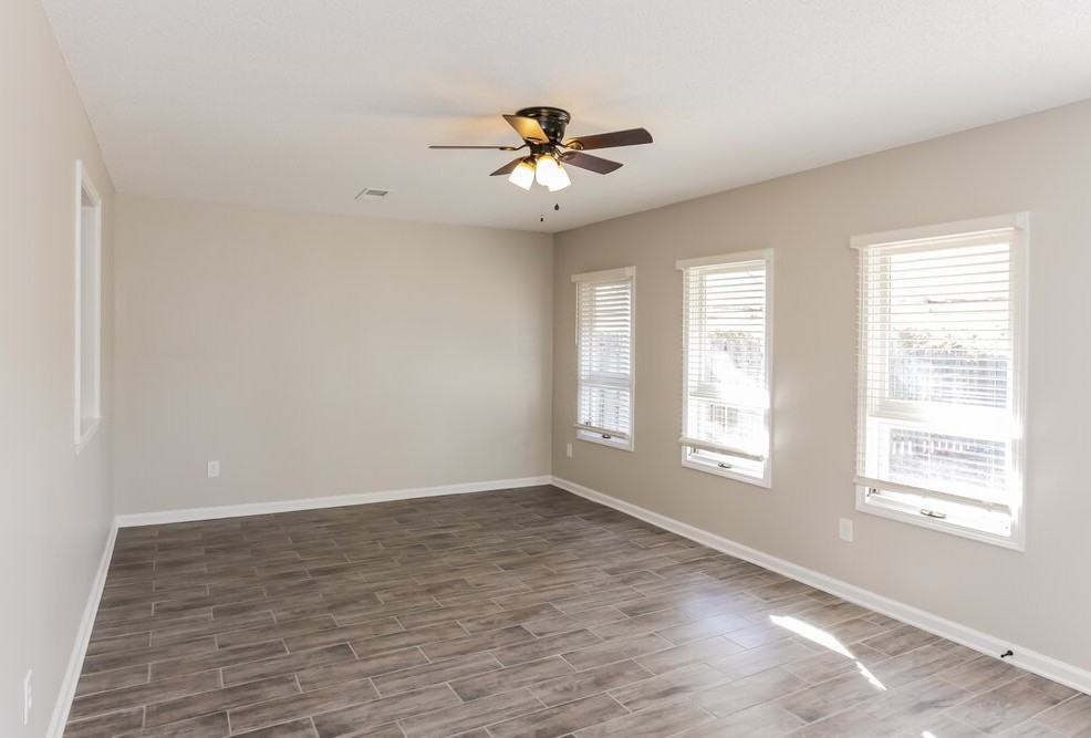 7189 Atterbury Cir W - Photo 6 of 15