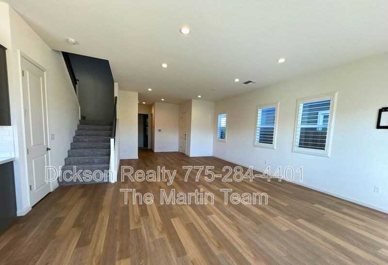 7840 Hoback Dr - Photo 3 of 28