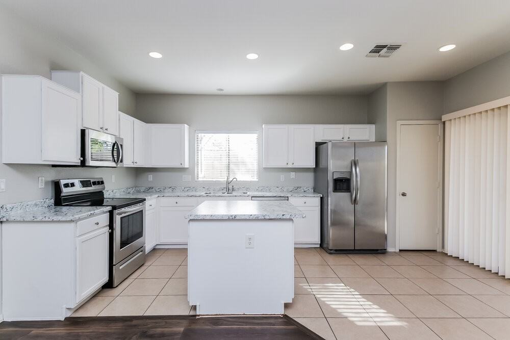 3402 N 129th Dr - Photo 7 of 16