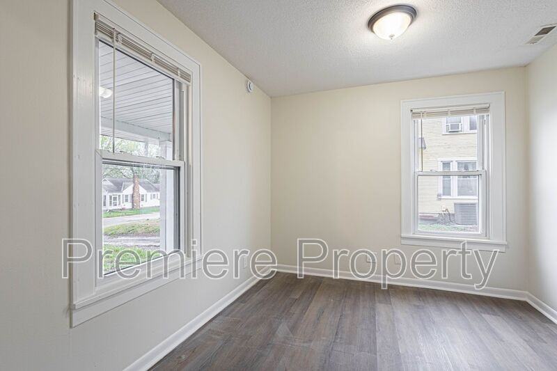 334 W Sea Ave - Photo 6 of 11