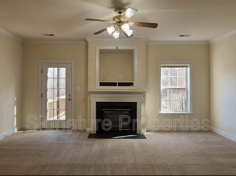 209 Shaw Ct - Photo 2 of 20