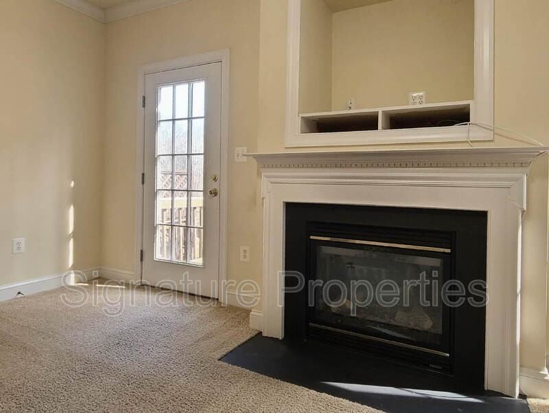 209 Shaw Ct - Photo 3 of 20