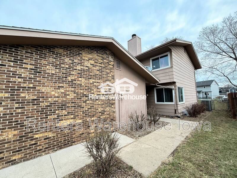 4541 50th St - Photo 2 of 22