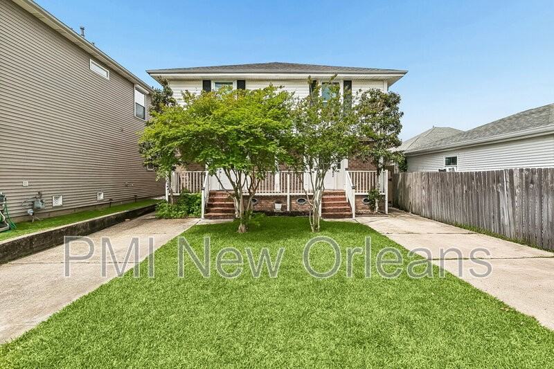 6468 Avenue B - Photo 2 of 22