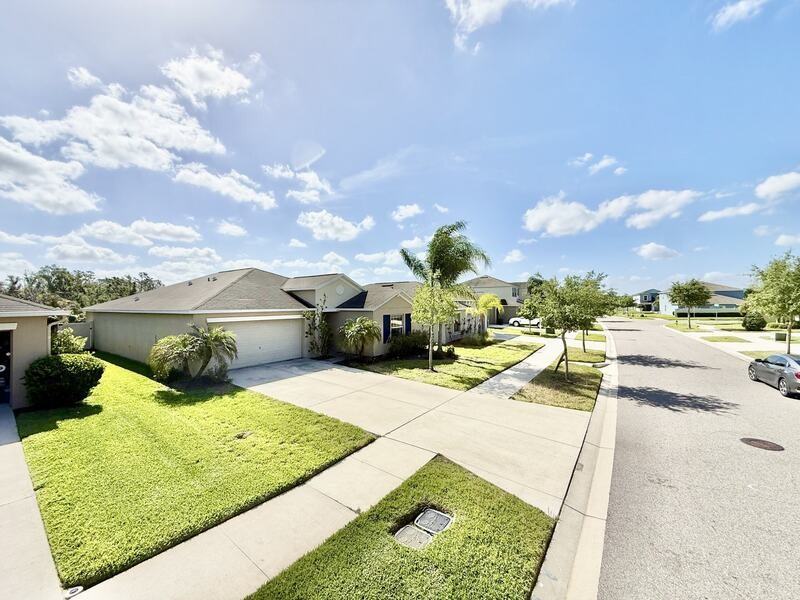 17134 White Mangrove Dr - Photo 5 of 50