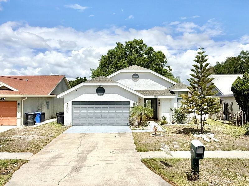 11316 Maybrook Ave - Photo 3 of 50