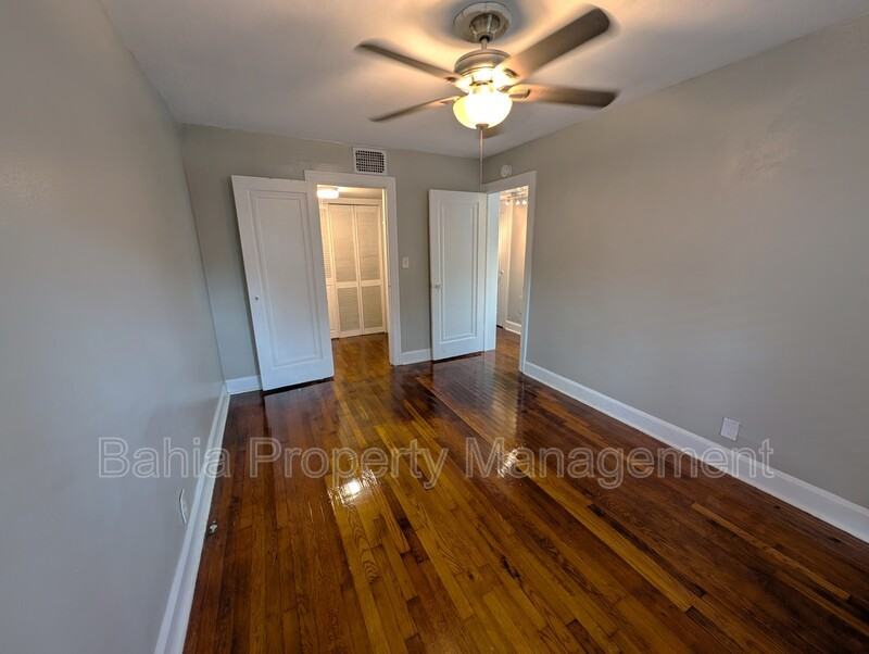 520 11th Ave N #1 - Photo 5 of 12