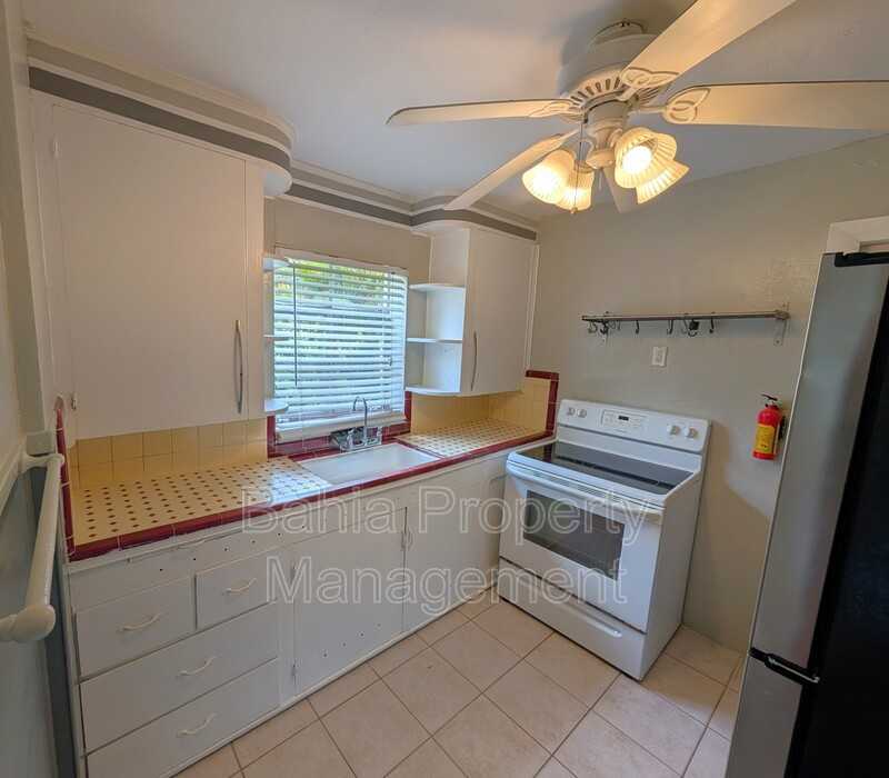 520 11th Ave N #1 - Photo 6 of 12