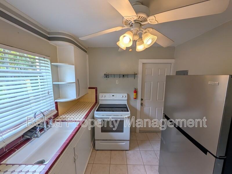 520 11th Ave N #1 - Photo 7 of 12