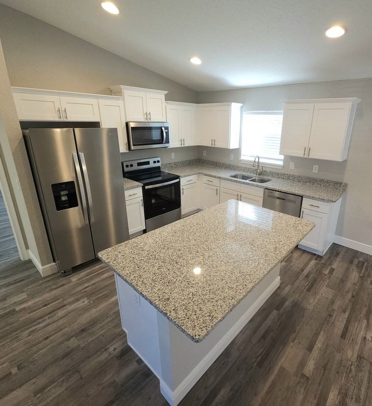 329 Locust Pass - Photo 2 of 14