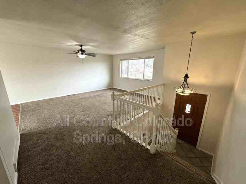 3635 Garland Ct - Photo 2 of 23