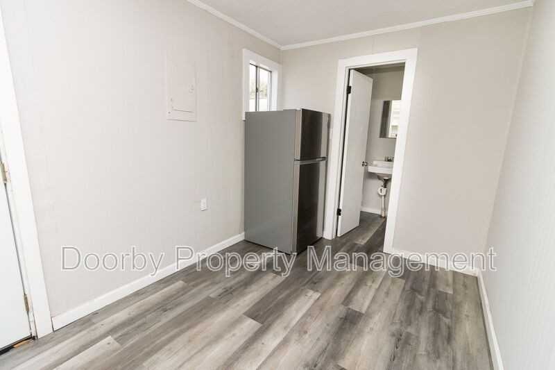207 Napier St #6 - Photo 4 of 9