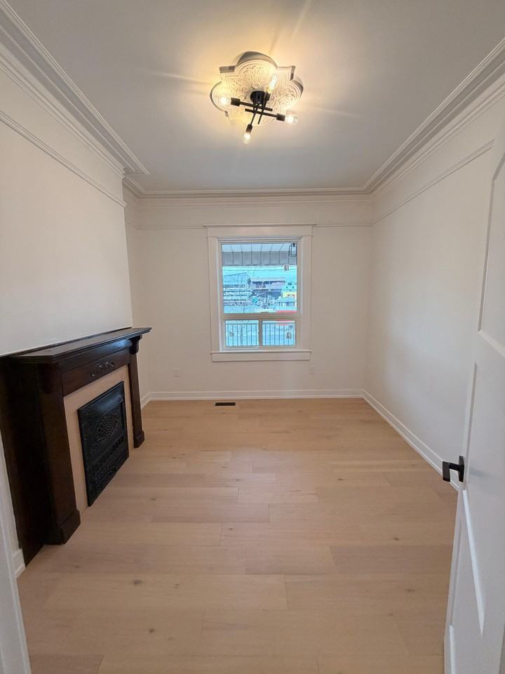 Ossington Ave & Dupont St #1 - Photo 2 of 7